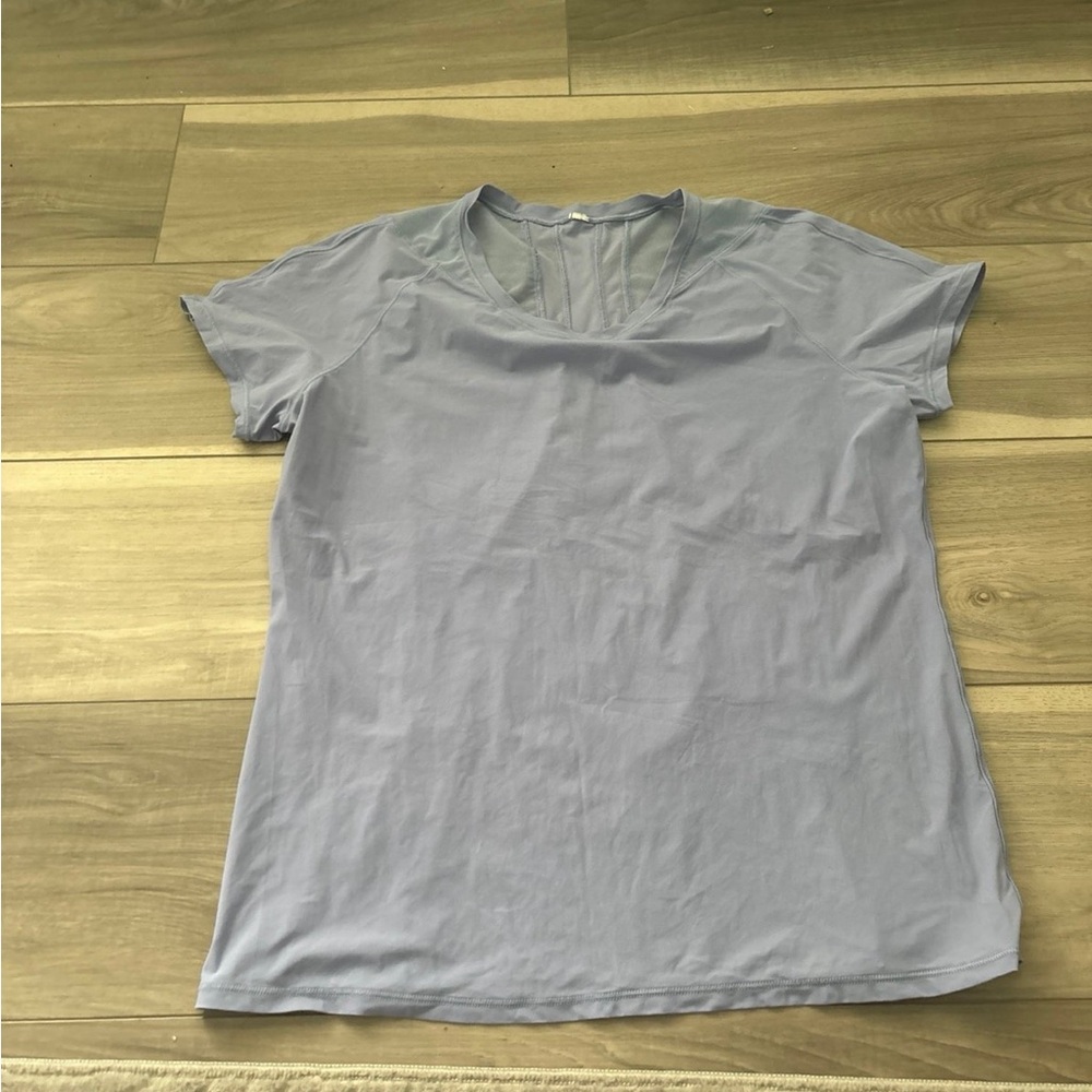 lululemon athletica Light Gray Short Sleeve Tee